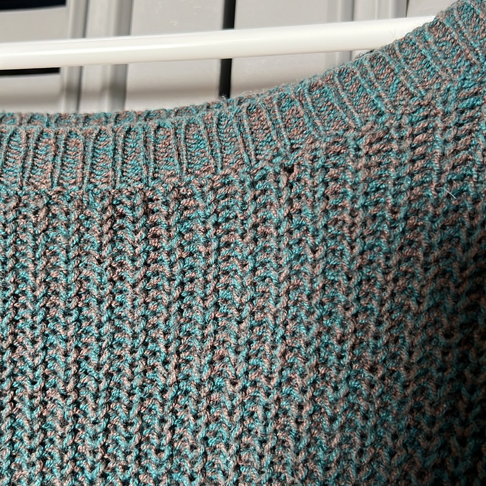 Pins and Needles : Sweater - Small - Picture 4 of 9